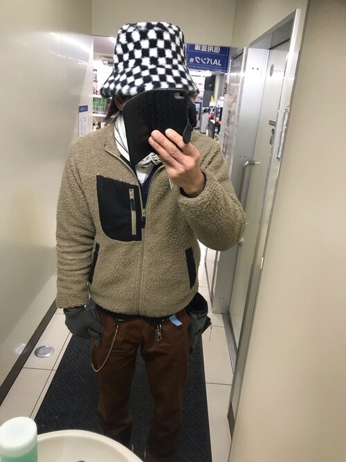 ともキングさんのコーディネート