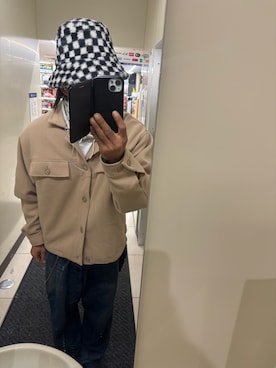 「アイテム（パンツ）」を使った、ともキングさん（メンズ・176cm）の秋コーディネート