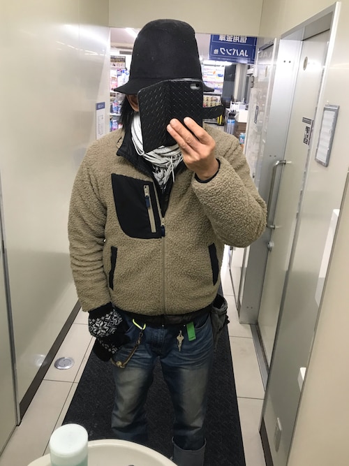 ともキングさんのコーディネート