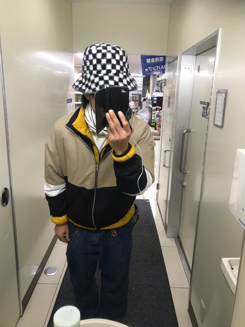 ともキングさんのコーディネート