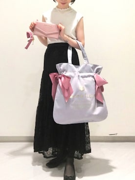 「Maison de FLEUR（メゾンドフルール）のアイテム（財布/小物）」を使った、メゾンドフルールstaffさん（レディース・154cm）の秋コーディネート