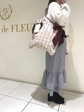 「Maison de FLEUR（メゾンドフルール）のアイテム（財布/小物）」を使った、メゾンドフルールstaffさん（レディース・154cm）の冬コーディネート
