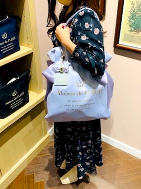 「Maison de FLEUR（メゾンドフルール）のアイテム（財布/小物）」を使った、メゾンドフルールstaffさん（レディース・154cm）の冬コーディネート