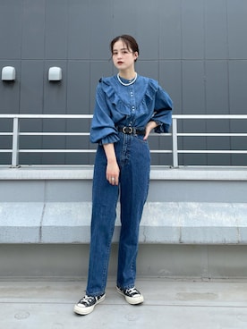 「デニムonデニム」｜「アイテム（アクセサリー）」を使った、芹  菜さん（レディース・164cm）の夏コーディネート