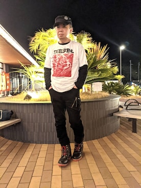 「DIESEL」｜「アイテム（帽子）」を使った、とっくんさん（メンズ・170cm）の春コーディネート