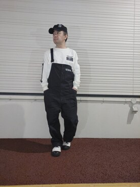 「AVIREX（アヴィレックス）のアイテム（オールインワン・サロペット）」を使った、とっくんさん（メンズ・170cm）の秋コーディネート