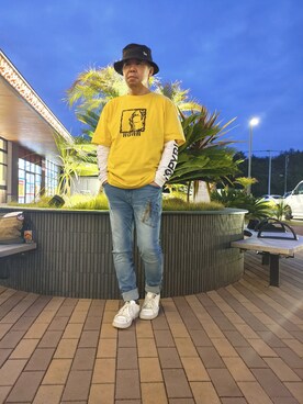 「DIESEL」｜「アイテム（帽子）」を使った、とっくんさん（メンズ・170cm）の春コーディネート