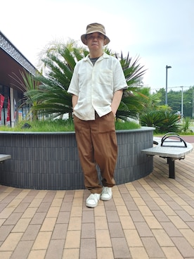 「CIAOPANIC TYPY（チャオパニックティピー）のアイテム（チノパンツ）」を使った、とっくんさん（メンズ・170cm）の夏コーディネート