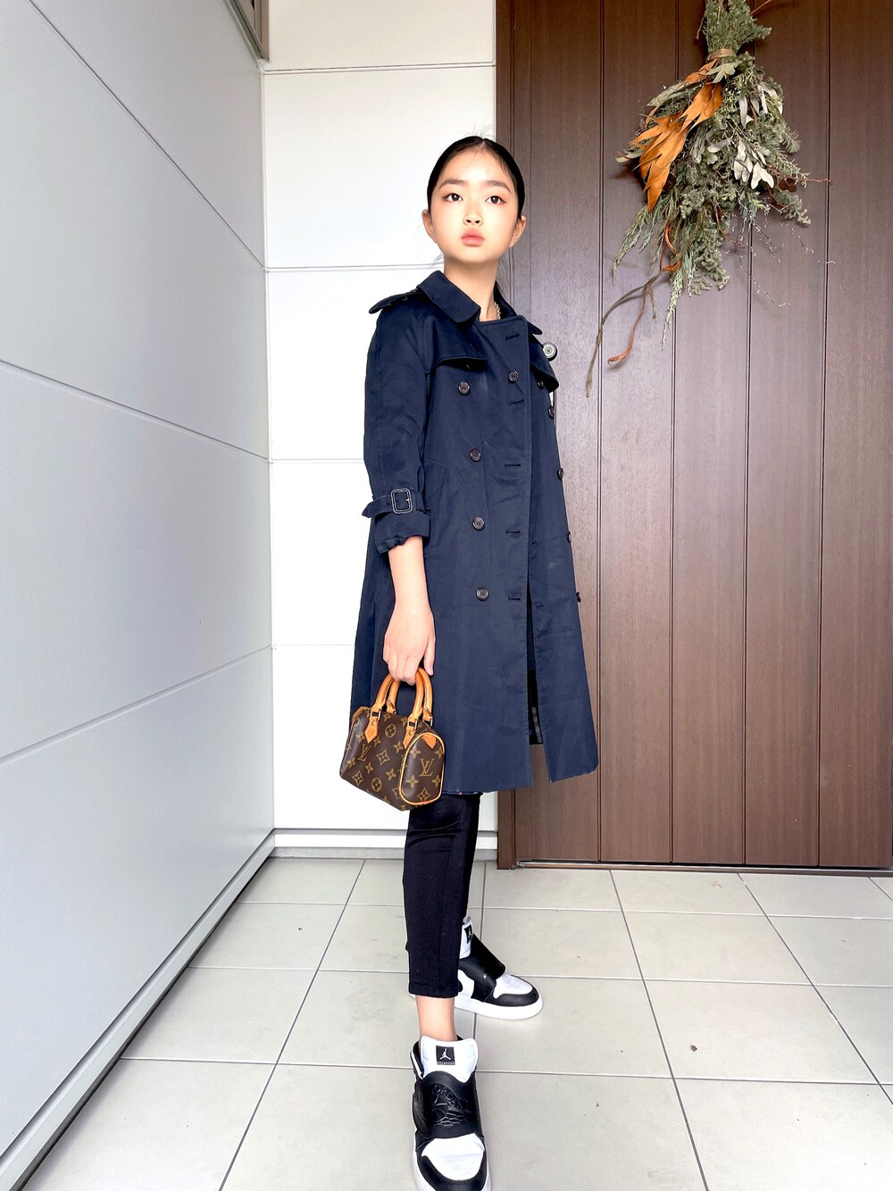 BURBERRYのトレンチコートを使った人気ファッションコーディネート