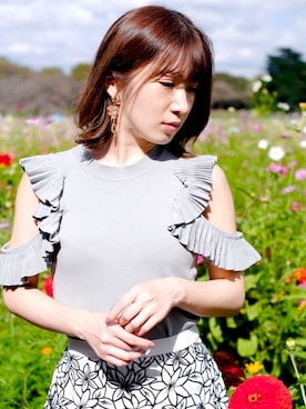 SNIDEL(スナイデル)の「プリーツラッフルスリーブニットプルオーバー SNIDEL(スナイデル)の「プリーツラッフルスリーブニットプルオーバー