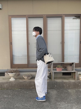 「カラースニーカー」｜「アイテム（パンツ）」を使った、yusan17さん（メンズ・181cm）の春コーディネート