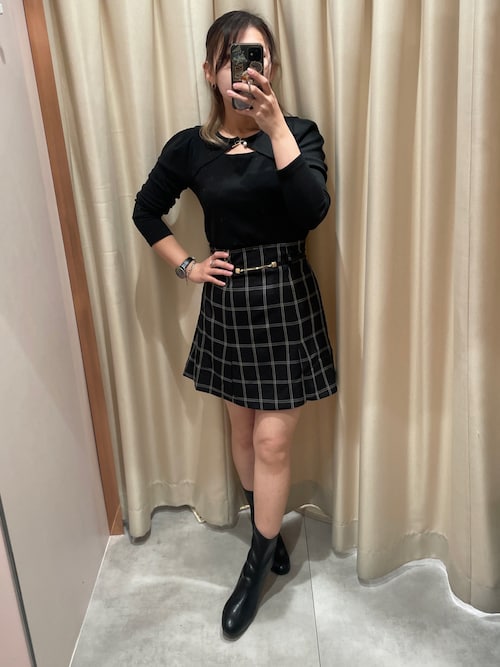 セール】シルエットがきれいなベルト付きフレアミニスカート（スカート