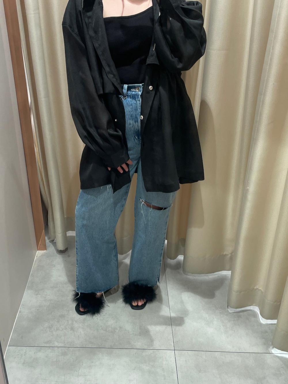 「ごきげんウィーク、シンプル、おしゃれさんと繋がりたい、モード、ナイスクラップ、ナイスクラップコーデ、ナイスクラップのコーデ、アウトドアスタイル、ナチュラル」｜「one after another NICE CLAUPのマルチウェイシアースノーパーカー（マウンテンパーカー、ブラック系）」を使った、OMIHOさん（レディース・156cm）の春コーディネートの1枚目の写真