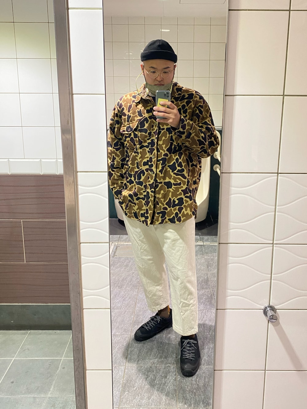 「高身長、191cm、肩幅広い、足のサイズ31cm、ガタイ良さげ、忘年会行きます」｜「HI-TECのアイテム（シューズ、ブラック系）」を使った、デカ丸さん（メンズ・191cm）の冬コーディネートの1枚目の写真