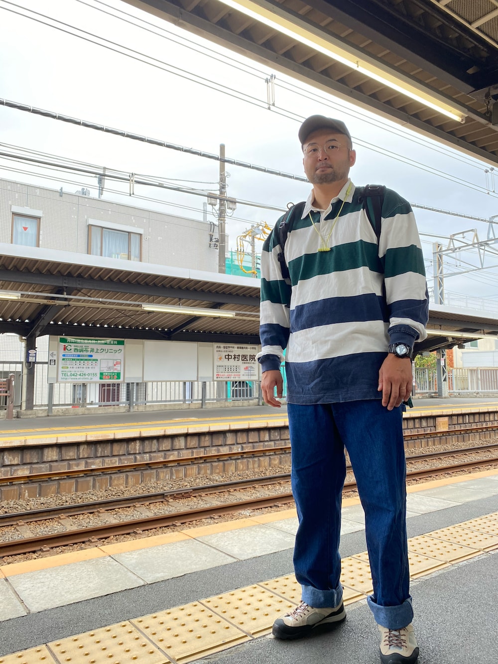 「高身長、191cm、肩幅広い、足のサイズ31cm、ガタイ良さげ、ラガーマンっぽい」｜「HI-TECのアイテム（シューズ、ベージュ系）」を使った、デカ丸さん（メンズ・191cm）の秋コーディネートの1枚目の写真