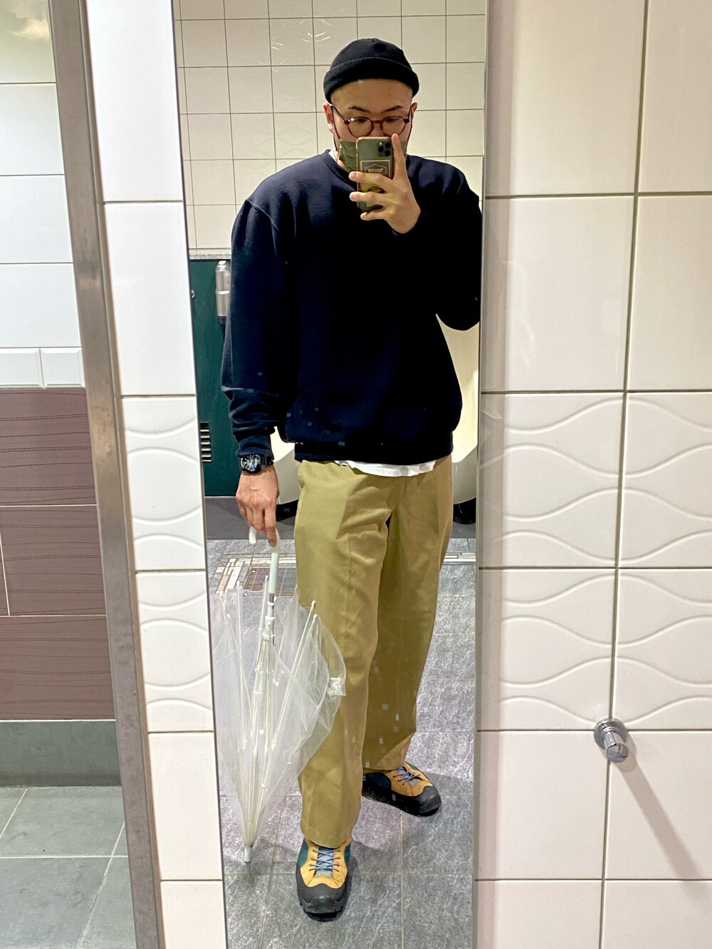 「高身長、191cm、肩幅広い、足のサイズ31cm、ガタイ良さげ」｜「HI-TECのアイテム（シューズ、その他）」を使った、デカ丸さん（メンズ・191cm）の春コーディネートの1枚目の写真
