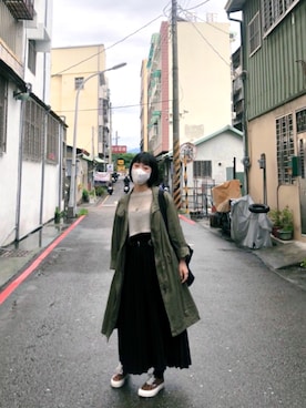 「VANS AUTHENTIC」｜Joanne さん（レディース・154cm）の春コーディネート