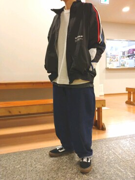 「Right-on（ライトオン）のアイテム（デニムパンツ、ブルー系）」を使った、くりきんとんさん（158cm）の秋コーディネート