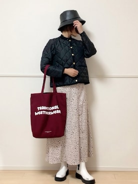 「GRL」｜「アイテム（ノーカラージャケット）」を使った、uniさん（レディース・161cm）の秋コーディネート