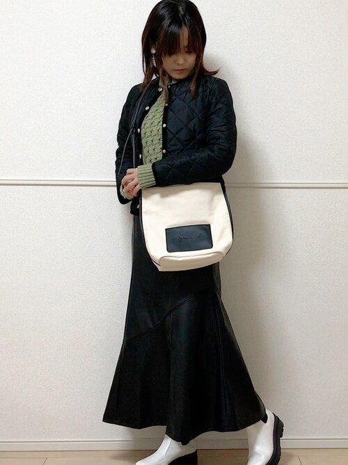 uniさんのコーディネート