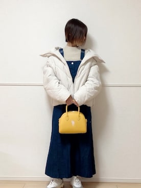 「ANGIE（アンジー）のアイテム（ジャンパースカート）」を使った、uniさん（レディース・161cm）の冬コーディネート