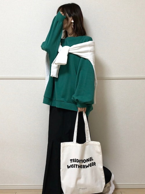 uniさんのコーディネート