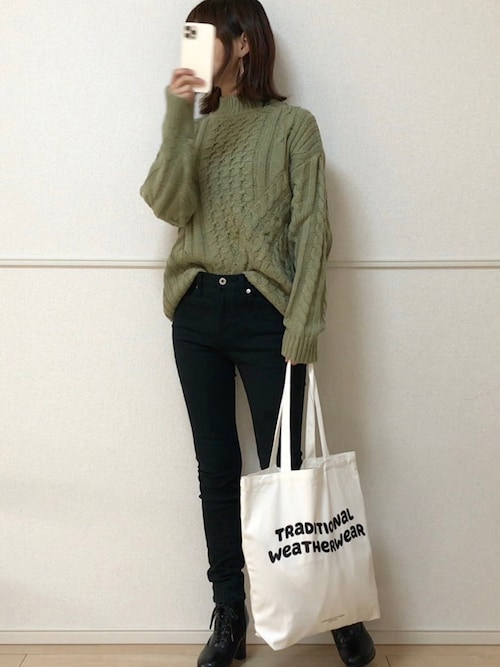 uniさんのコーディネート
