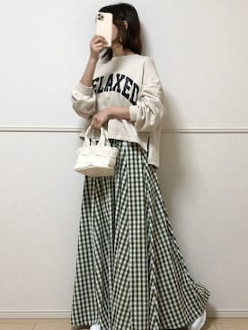 「チェック柄に恋してる」｜「アイテム（スウェット）」を使った、uniさん（レディース・161cm）の春コーディネート