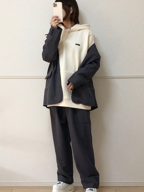 uniさんのコーディネート