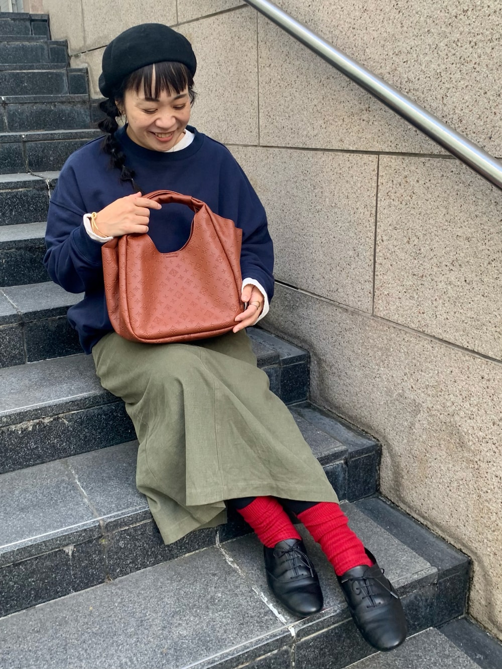 Daily russet（デイリー ラシット）の「シボ 型押しくり手トートバッグ