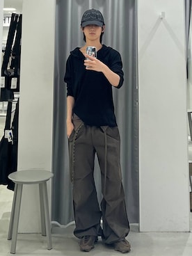 「LAND MUSEUM（ランドミュージアム）のLAND MUSEUM／ボタンフード（Tシャツ/カットソー、ブラック系）」を使った、Hakuさん（メンズ・172cm）の夏コーディネート