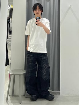 「LAND MUSEUM（ランドミュージアム）のLAND MUSEUM／レターフェードデニム（デニムパンツ、ブラック系）」を使った、Hakuさん（メンズ・172cm）の春コーディネート