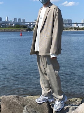 「NEWBALANCE」｜「アイテム（スウェット）」を使った、ゆうさん（メンズ・165cm）の春コーディネート