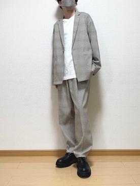 「NAVY（ネイビー）のアイテム（ジャケット/アウター）」を使った、ゆうさん（メンズ・165cm）の春コーディネート