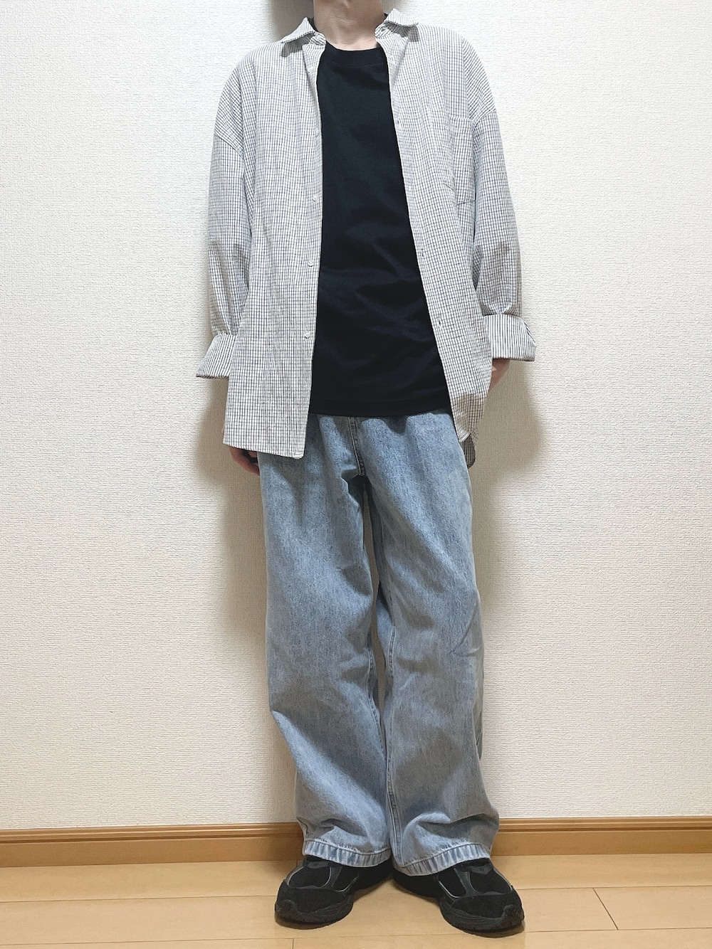 ゆうさんの「Loose assort regular collar shirt/ルーズアソートレギュラーカラーシャツ（flaner）」を使ったコーディネートの1枚目の写真