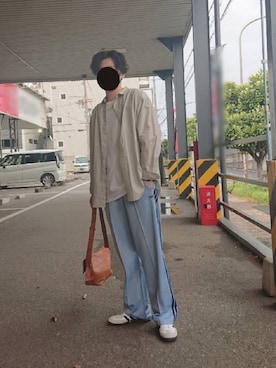 「アイテム（スウェットパンツ、ブルー系）」を使った、まめ(SOY)さん（メンズ・180cm）の春コーディネート