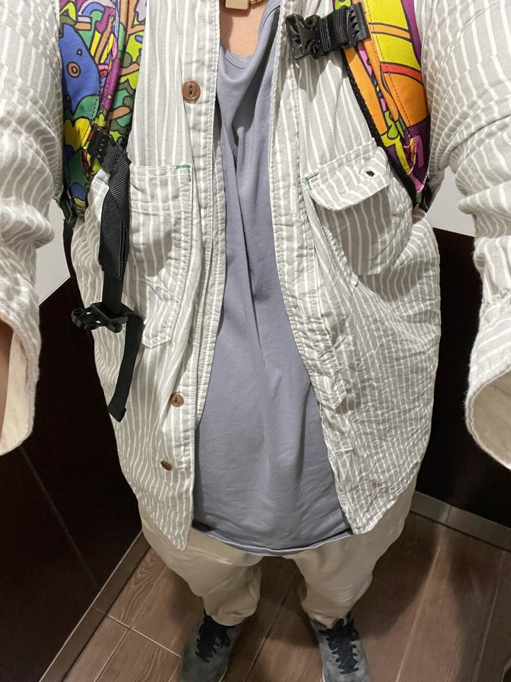 「介護、今日のコーデ、夏コーデ、シンプルコーデ、ウエスタンシャツ、7分袖シャツ、チノパン、スニーカー」｜「HOUSTONのアイテム（シャツ/ブラウス、グレー系）」を使った、うままさん（メンズ・172cm）の夏コーディネートの1枚目の写真