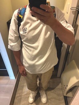 「Rocky Monroe（ロッキーモンロー）のアイテム（Tシャツ/カットソー、ホワイト系）」を使った、うままさん（メンズ・172cm）の夏コーディネート