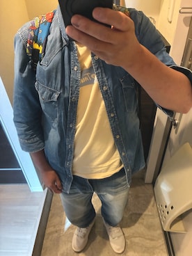 「BILLVAN（ビルバン）のクロップドペインターパンツ（デニムパンツ、ブルー系）」を使った、うままさん（メンズ・172cm）の夏コーディネート