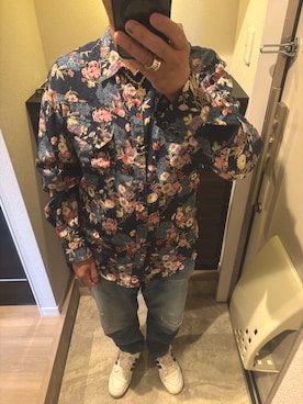 「CHROME HEARTS（クロムハーツ）のアイテム（アクセサリー）」を使った、うままさん（メンズ・172cm）の春コーディネート