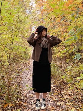 「Handmade（ハンドメイド）のアイテム（帽子、ブラック系）」を使った、ジャニスさん（レディース・163cm）の秋コーディネート