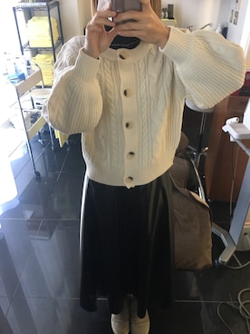 「MICHAEL KORS（マイケルコース）のアイテム（スリッポン、ホワイト系）」を使った、Yu...さん（レディース・156cm）の秋コーディネート