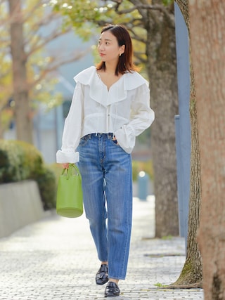 SET]ラッフルカラーブラウス+デニムカーゴサロペット(2set) – ESICA