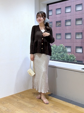 「La boutique BonBon（ラブティックボンボン）の【お上品きらきら】ラメペプラム前後2WAYカーディガン（カーディガン/ボレロ、ブラウン系）」を使った、Sanaさん（レディース・163cm）の夏コーディネート