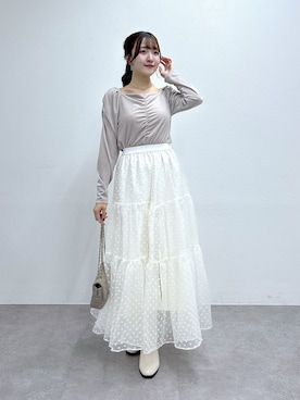 「アイテム（Tシャツ/カットソー、ベージュ系）」を使った、Sanaさん（レディース・163cm）の秋コーディネート