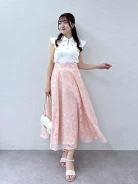 「La boutique BonBon（ラブティックボンボン）の【全骨格美人見え】クールタッチUVビジュー付きニット（ニット/セーター、ホワイト系）」を使った、Sanaさん（レディース・163cm）の春コーディネート