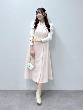 「アイテム（ジャンパースカート）」を使った、Sanaさん（レディース・163cm）の冬コーディネート