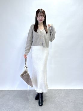 「La boutique BonBon（ラブティックボンボン）のきらきらサテンロングナロースカート（スカート）」を使った、Sanaさん（レディース・163cm）の秋コーディネート