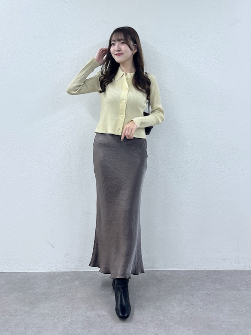 きらきらサテンロングナロースカート（スカート）｜La boutique BonBon