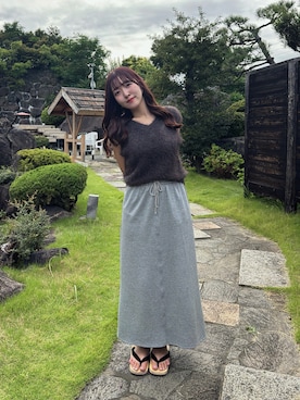 「La boutique BonBon（ラブティックボンボン）の【再販・新色サックスブルー登場】へアリーフェザー前後２WAYフレンチニット（ニット/セーター、グレー系）」を使った、Sanaさん（レディース・163cm）の秋コーディネート
